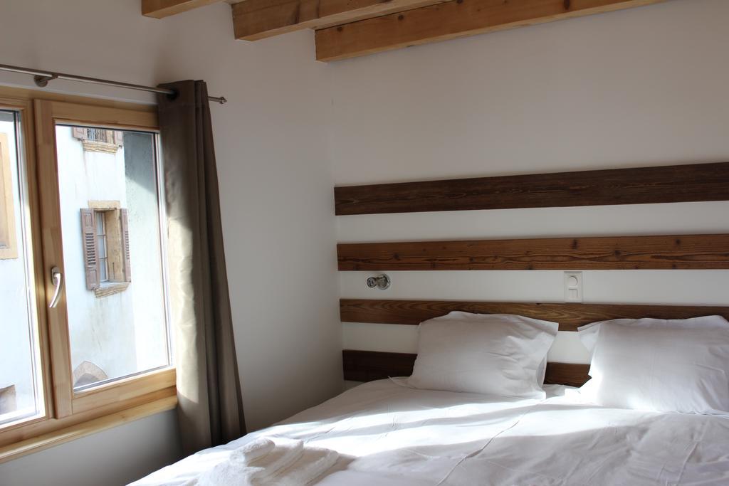 B&B La Baraque Le Châble Rum bild